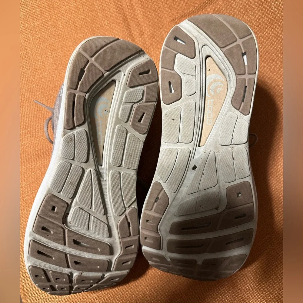 W Topo Gray Zipfoam Athletic Shoes - Picture 5 of 5